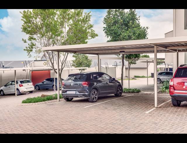 1 BEDROOM APARTMENT FOR SALE IN LONEHILL